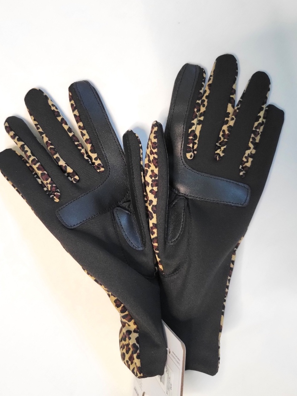 Isotoner Smart Touch Gloves